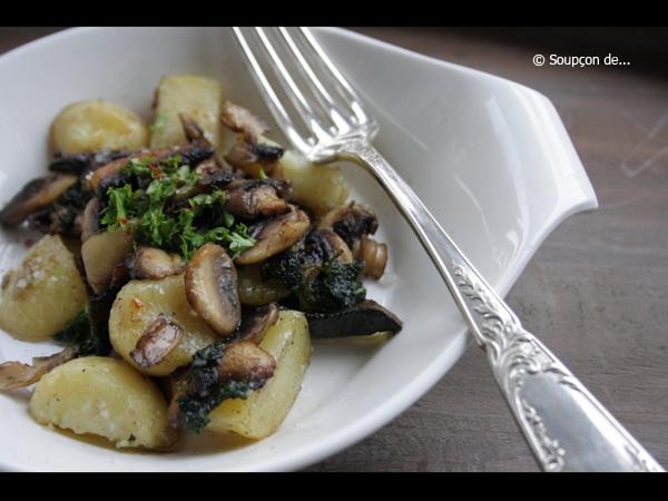 Recept 5  Kookpotje van champignons, aardappelen & Espelettepeper